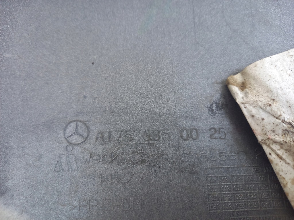 фото №7, Mercedes a-klasa w176 бампер передний решётка oryg!