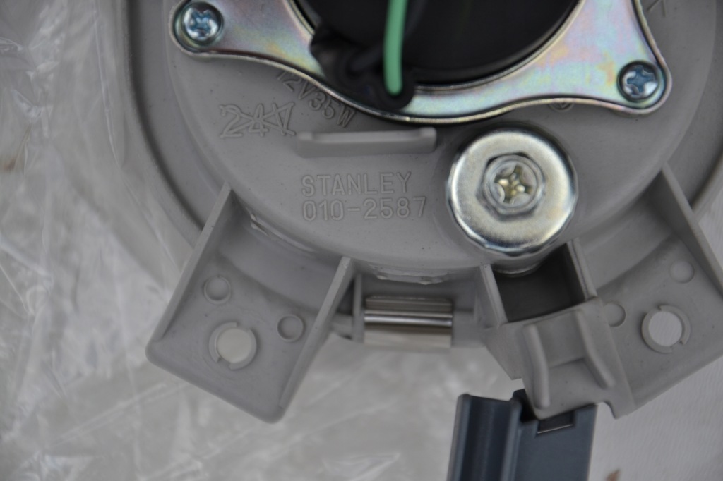 фото №4, Suzuki wagon r+plus 00- противотуманная фара l 35500-74f50 новый