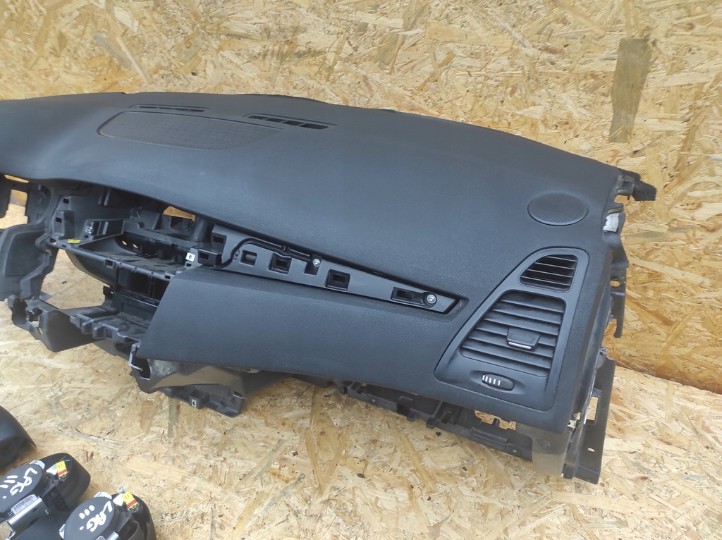 фото №3, Панель приладів консоль renault laguna iii