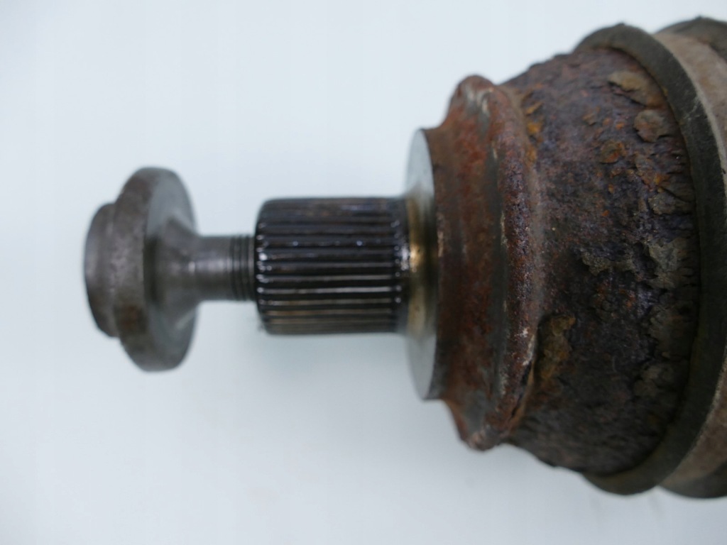 фото №5, Audi оригинальный номер 4n0501203c приводной вал