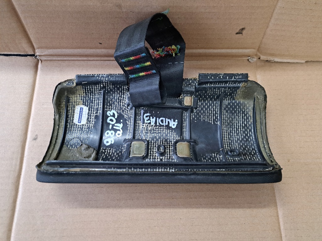 фото №3, Audi a3 8l заглушка подушки безопасности пассажира