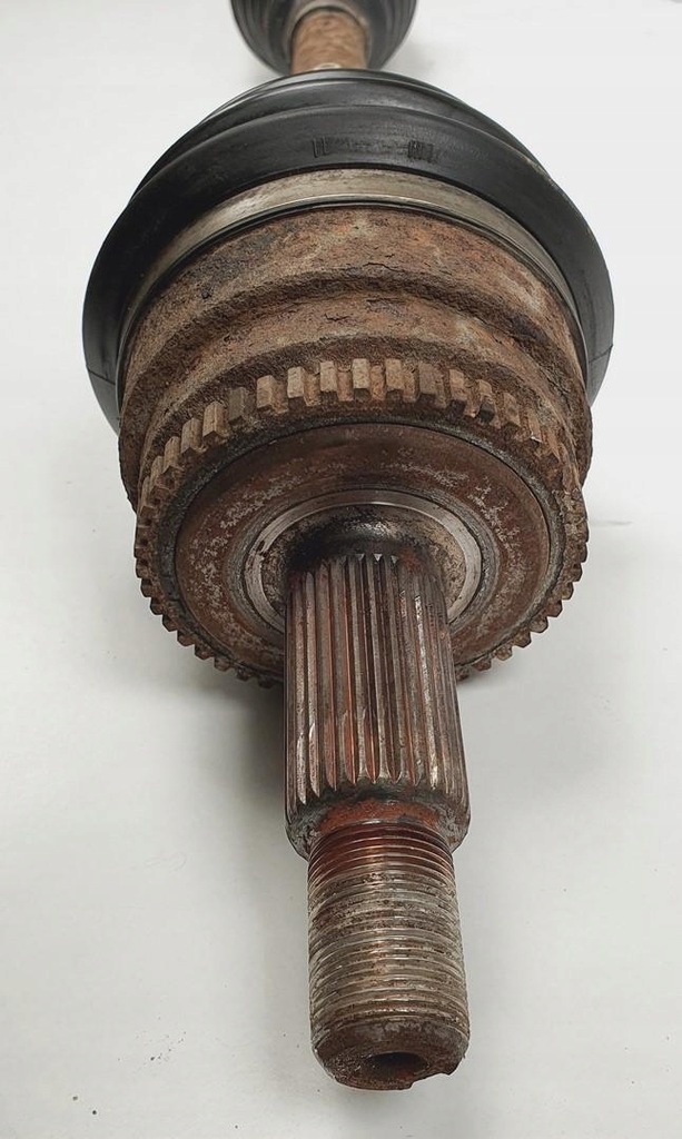 фото №2, Приводной вал правая правый перед discovery iv l319 2.7 v6 d