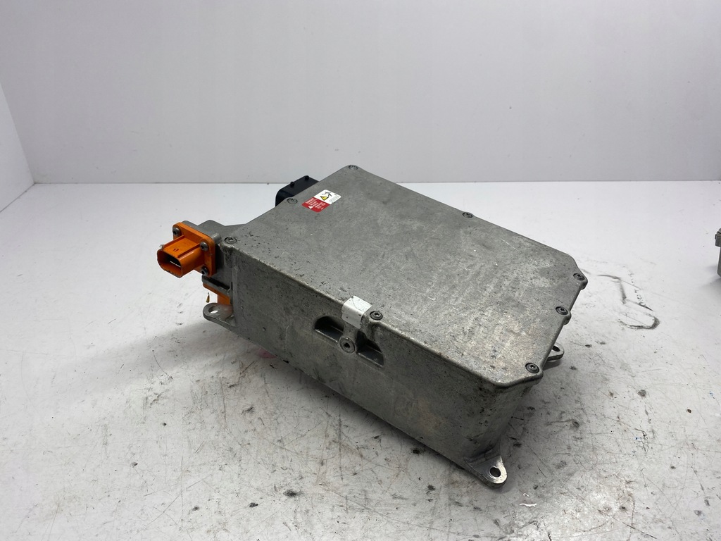 фото №5, Vw модуль станція заряджання зарядний пристрій 5qe915682k