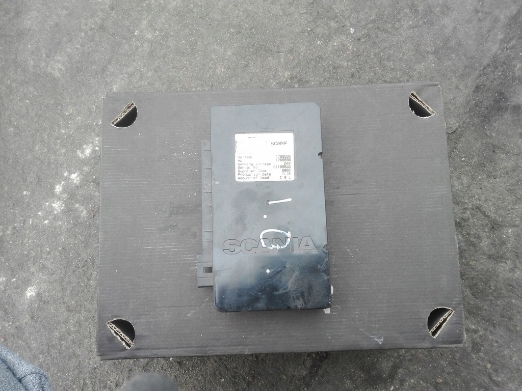 фото №1, Блок керування світла cuv scania r 1852156 300 zł