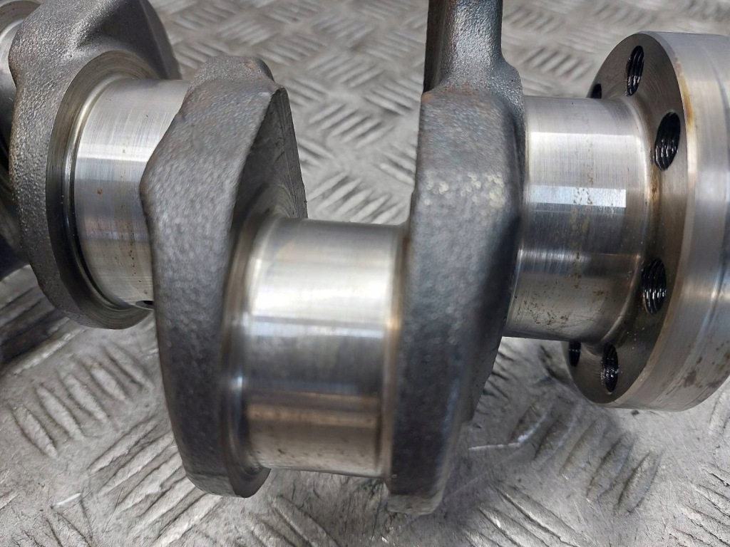 Wał коленчатый suzuki grand vitara 1 2.0 td Оригинал