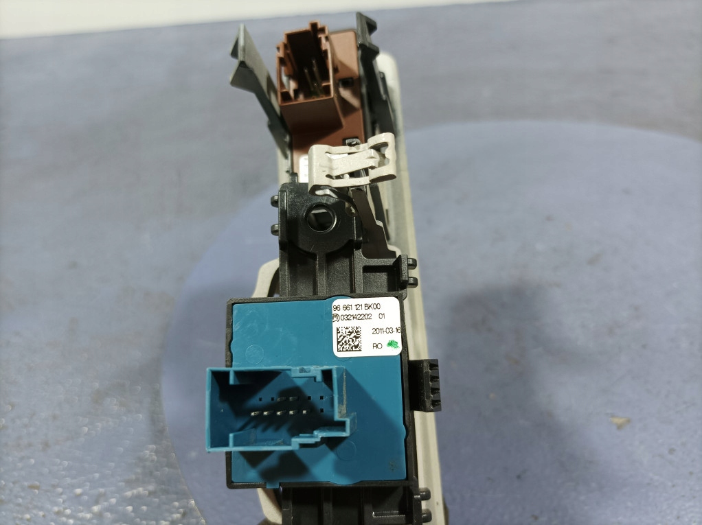 фото №5, Peugeot 508 i рамка панель крышки заливной 9686450377