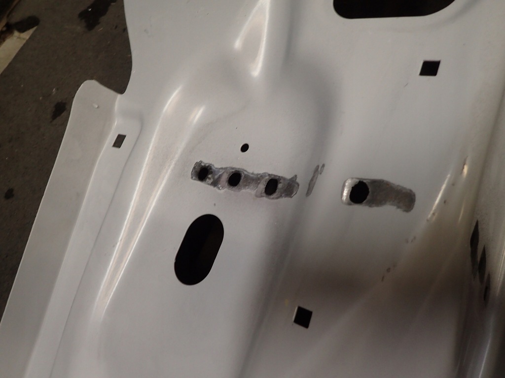 фото №5, Pas задняя внутренний audi q7 4l0813599