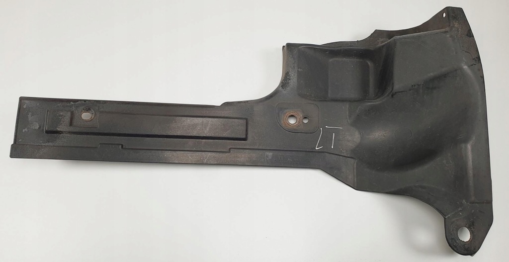 Купить Защита подвеска левый задний  mercedes w168 a1686190938