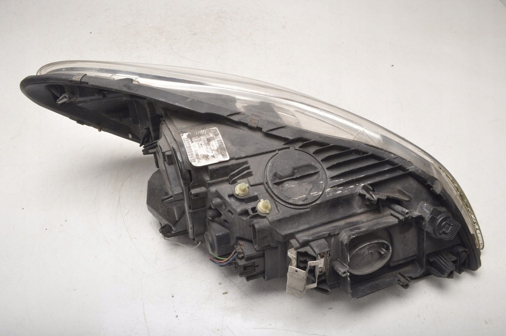 фото №13, Volvo c30 лампа левая передняя левый перед lift europa 31299820