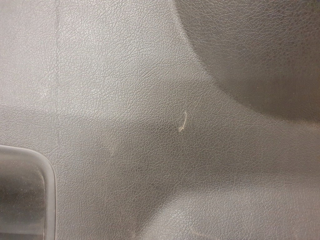 фото №13, Peugeot 207 оббивка пластик кришки багажника