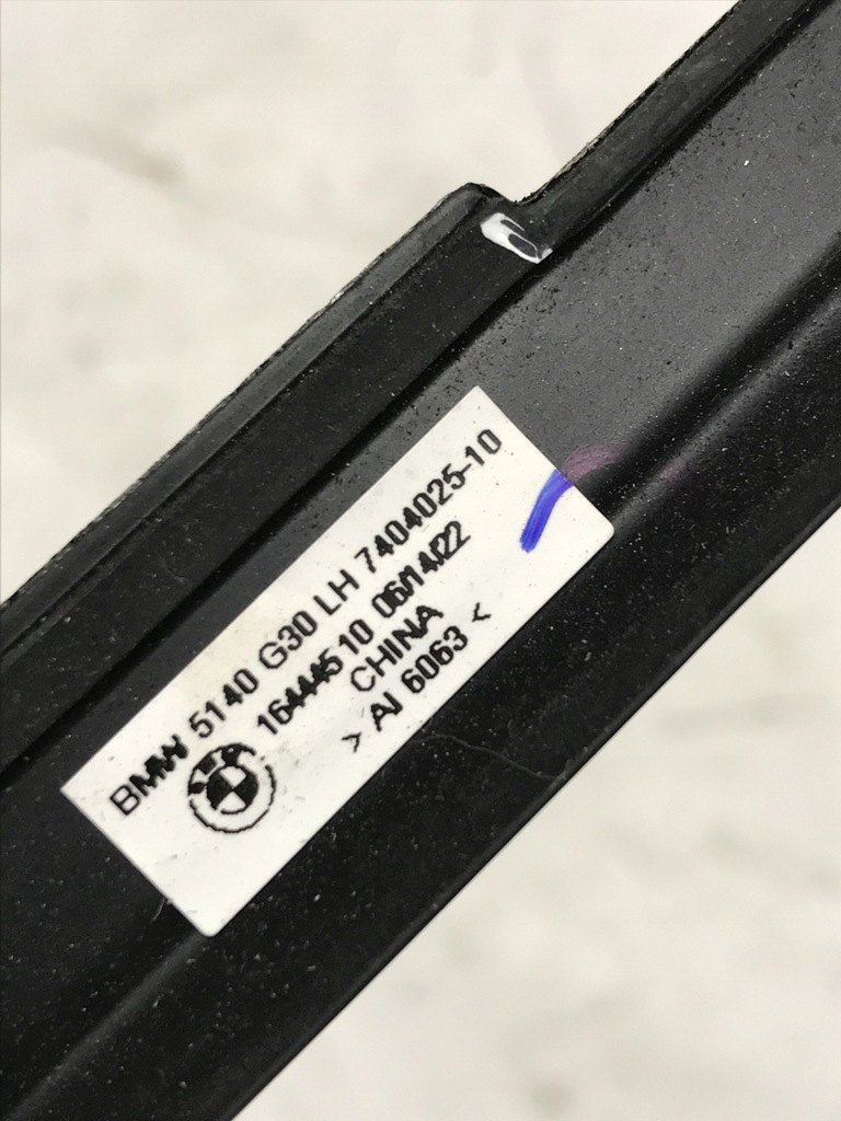 фото №9, Молдинг ущільнювач перед ліва bmw 5 g30 g31