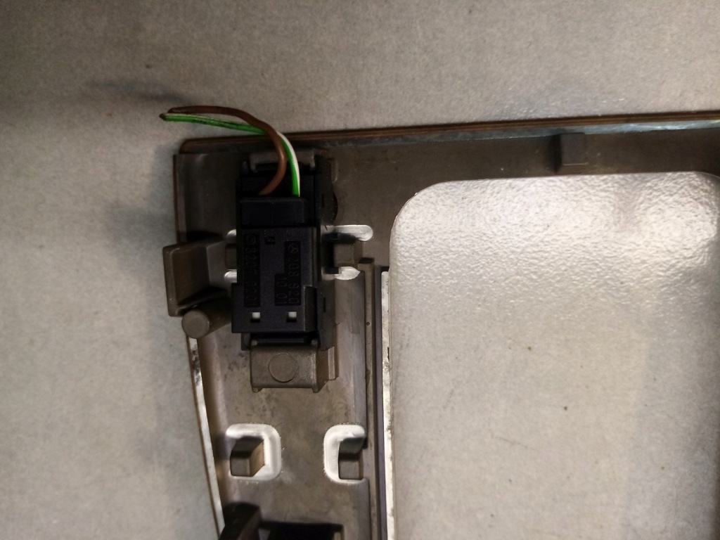 Панель рамка передач drewno mercedes clk w208 2.0 в Украине