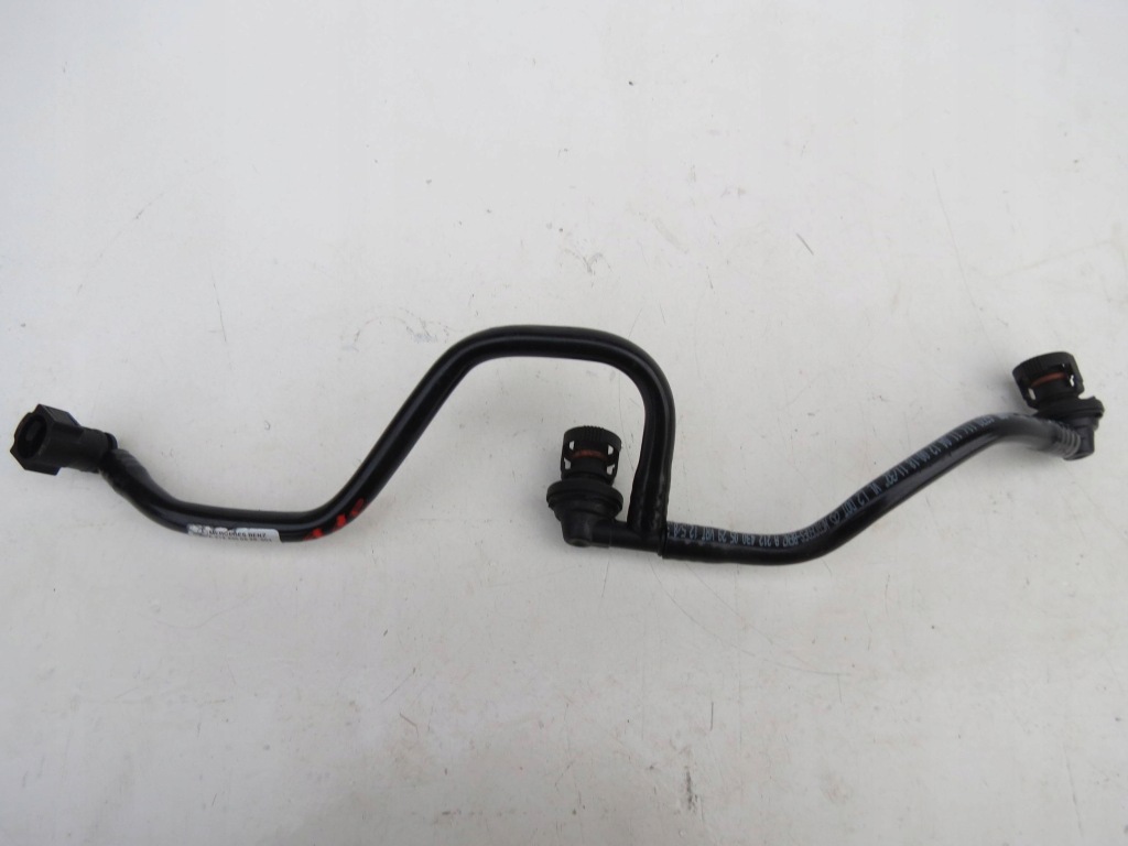 Купить Шланг трубка пабтрубок  топлива mercedes-benz cls c218 amg a2124300529