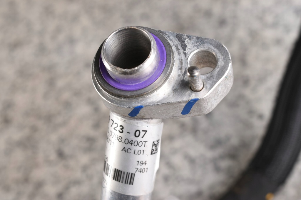 фото №9, Bmw 2 f45 f46 x1 f48 x2 f39 mini f55 f56 шланг труба кондиционера 9209723