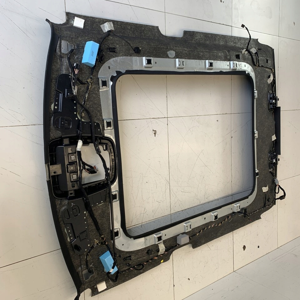 фото №11, Потолок панорама czarna dodge ram v 1500 limited 19-23r