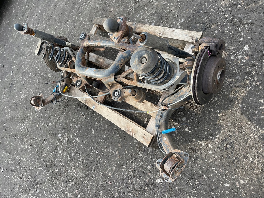 фото №11, Bmw x3 e83 підвіска балка підрамник важелі пружини задня 2.0 d kpl