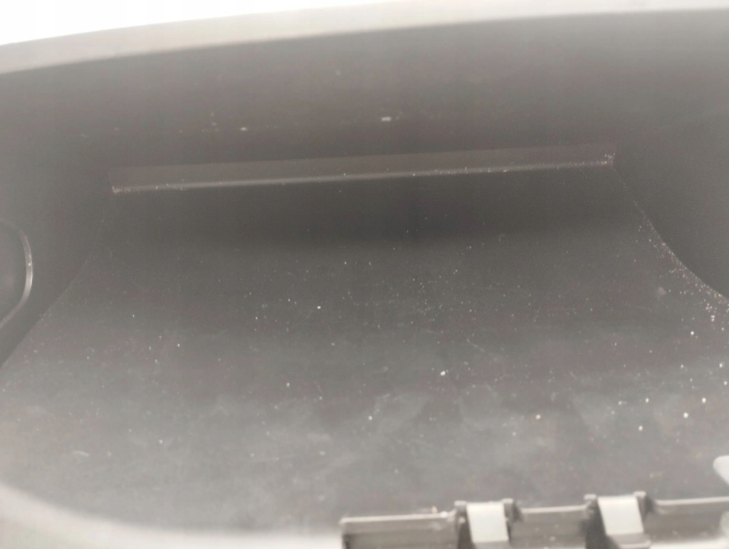 Peugeot 4007 2009 бардачок Недорого