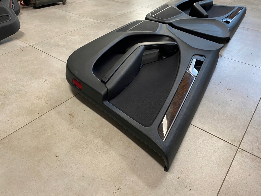 фото №6, Audi a4 b8 kombi обшивки обивка дверь перед