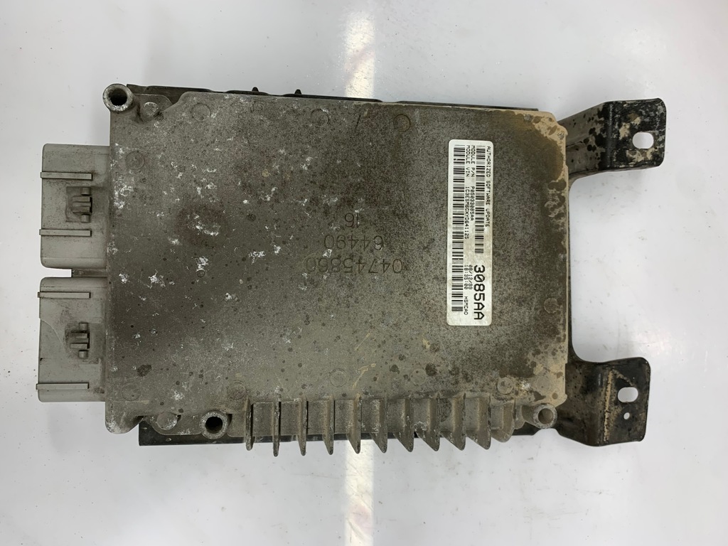 фото №1, Бортовой компьютер двигателя chrysler оригинальный номер p05033085aa