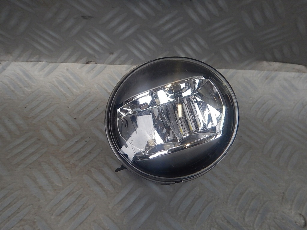 фото №1, Lexus rx ct is правий протитуманна фара led