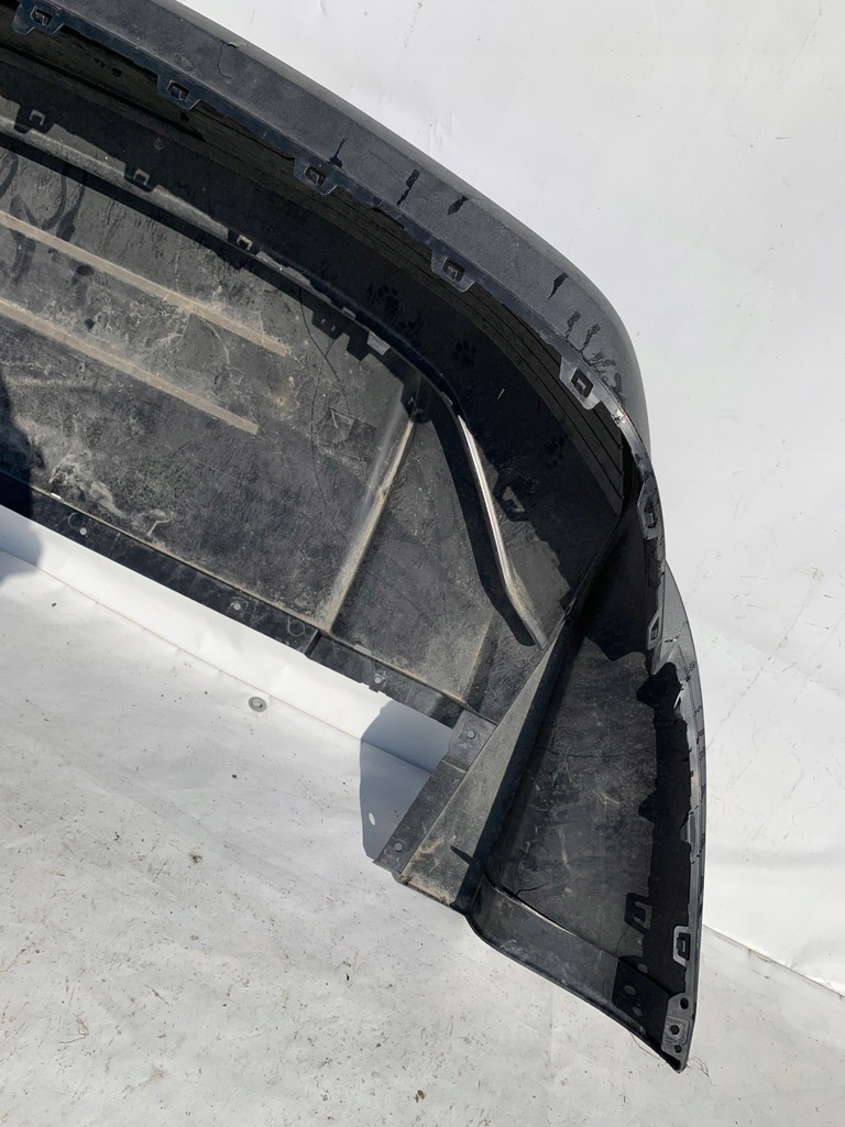 фото №9, Porsche taycan 9j1 dół дифузор бампер задній задня