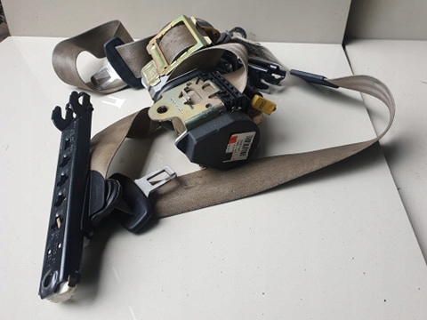 Купити A6 c5 ремінь безпеки перед pra ліве 4b0857706c