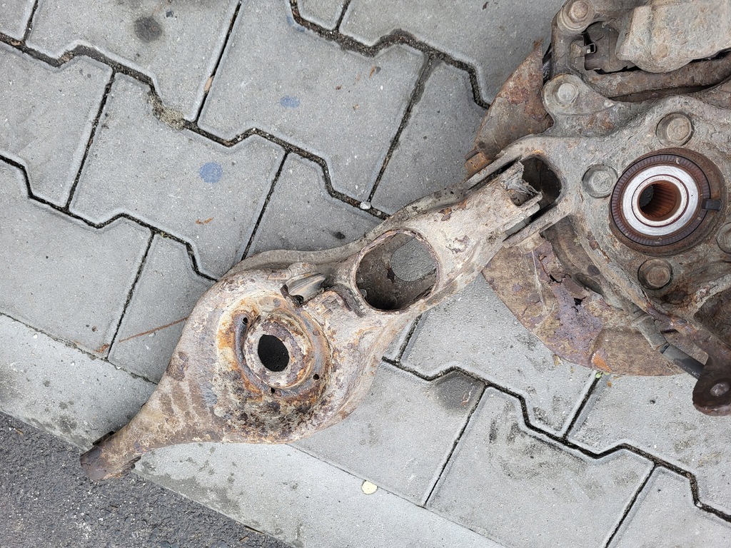 фото №8, Рычаг ступица диск суппорт левый задняя mitsubishi outlander ii 2.0 did