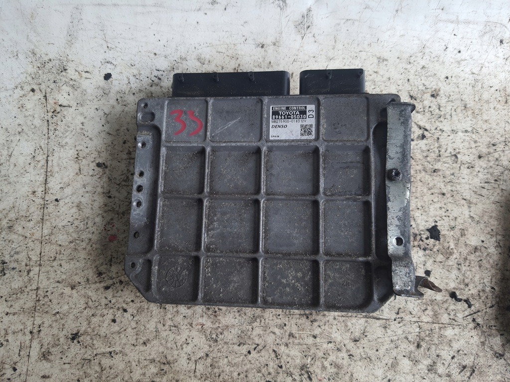 фото №1, Toyota бортовий комп'ютер 89661-05d30