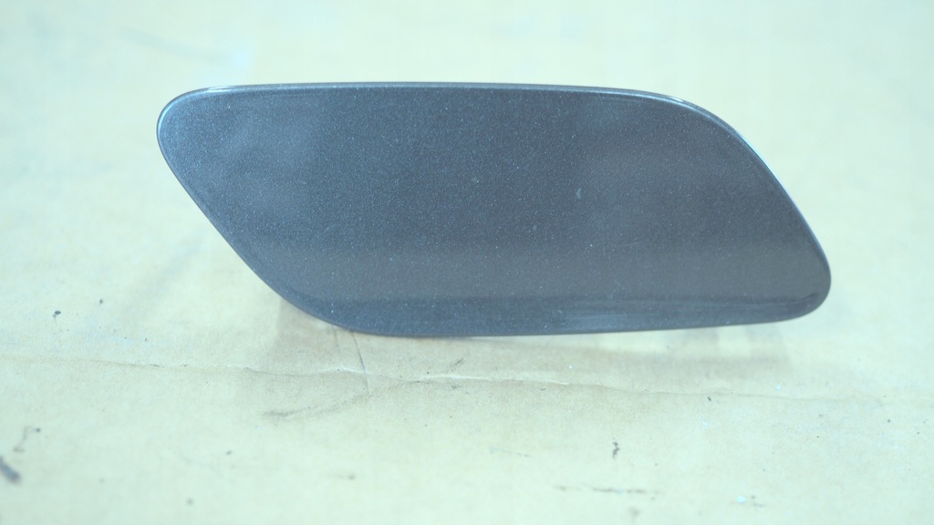 фото №1, Audi a6 rs6 заглушка омыватель фара правая