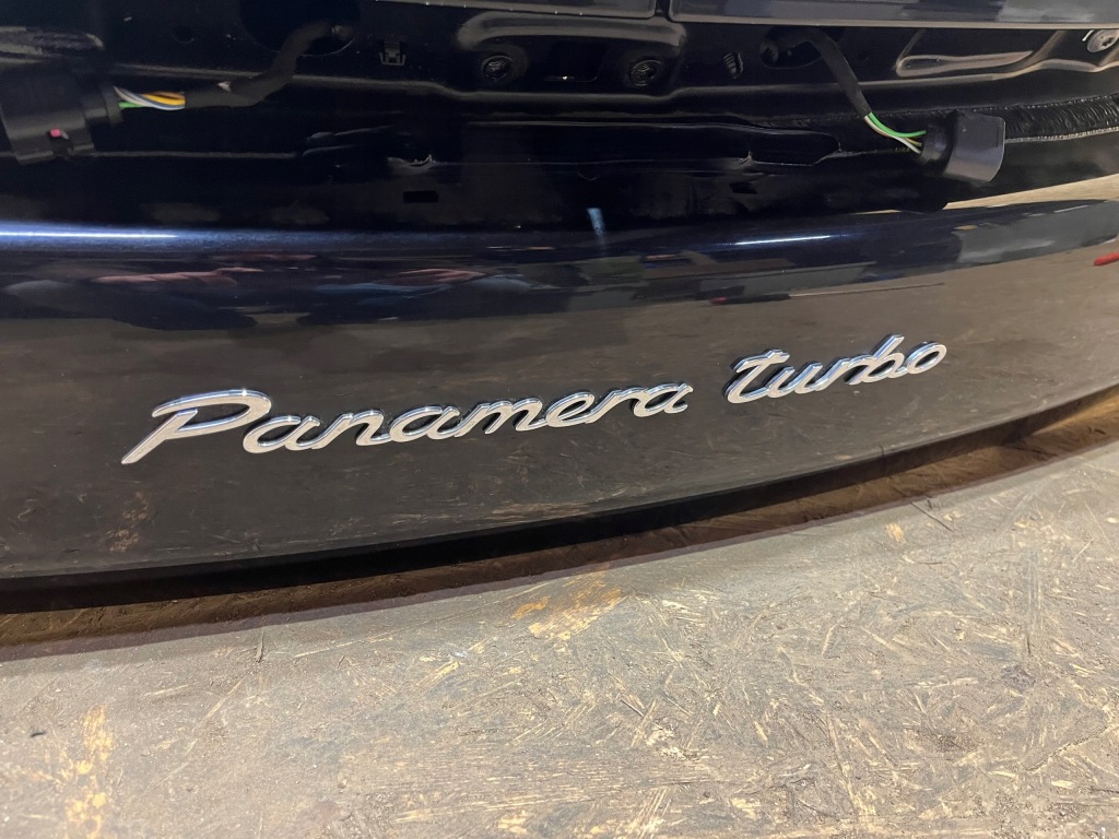 фото №6, Idealna kpl. крышка багажника задняя задняя porsche panamera 971 turbo gts c9x lc9x as3 1