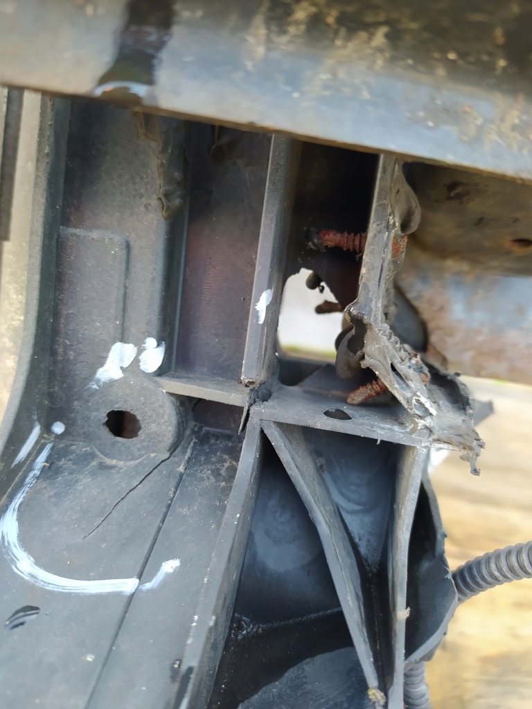 фото №8, Seat ibiza 6j 1.6 tdi 6j0805588 pas передний перед передний