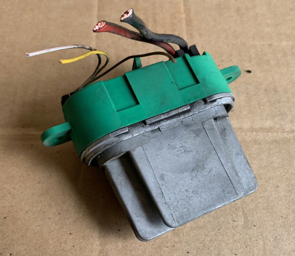 фото №1, Резистор вентилятор. renault. escape iv. 52492365