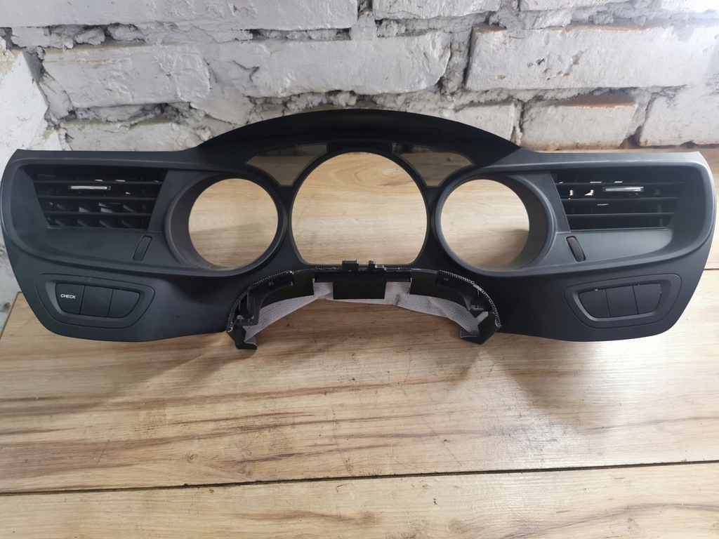 фото №1, Защита рамка спидометра citroen c5 ii 2014