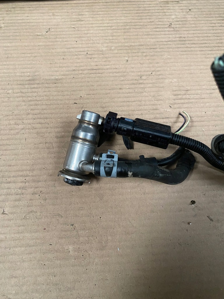 фото №1, Форсунка adblue volvo xc60 ii 31452332