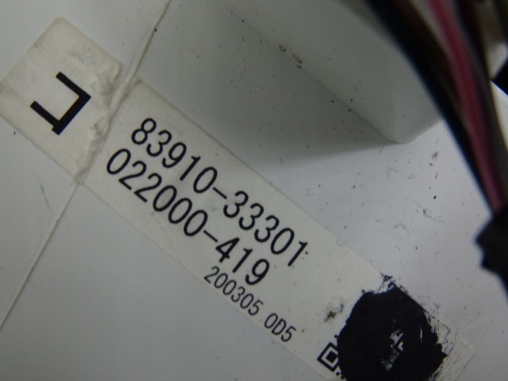 Lexus ux 250h дисплей екран кронштейн роз'єми 86110-76070 Ціна