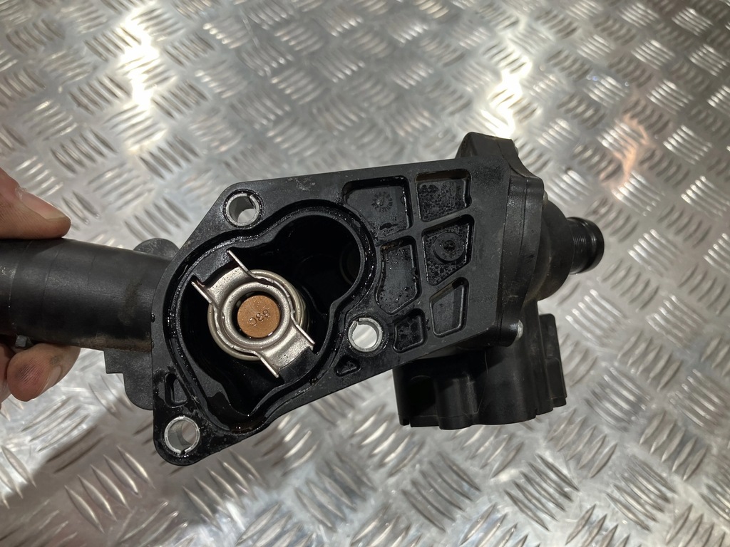 фото №5, Корпус термостата a klasa w176 1.5 cdi