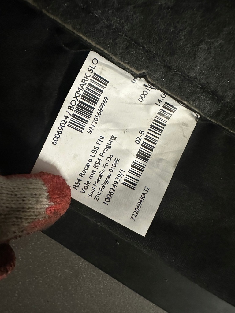 фото №12, Кожа сиденье перед recaro audi rs4 soul metallica