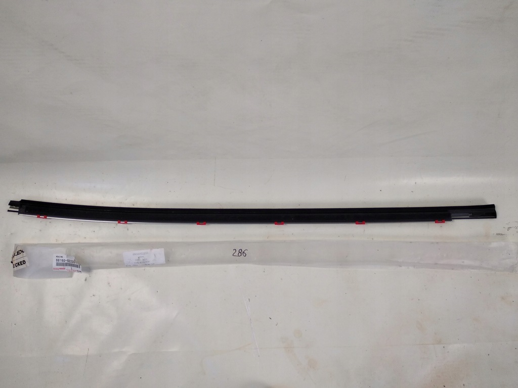 фото №9, Молдинг захисна двері toyota lexus 68160-52220