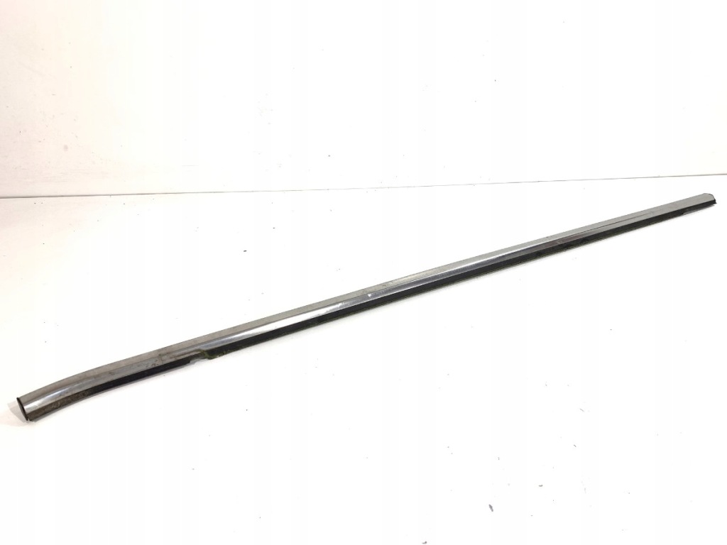 фото №1, Молдинг уплотнитель перед правый kia sportage iv