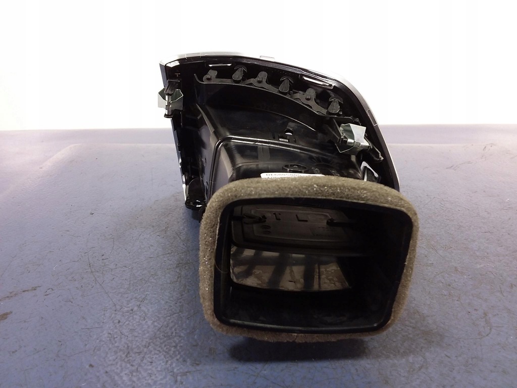 фото №6, Bmw 8 g14 g15 решітка обдув консолі ліва 6805805