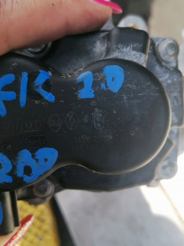 Клапан egr r 2.0bluedci 19- prz. 170km оригинал  147102175r Цена