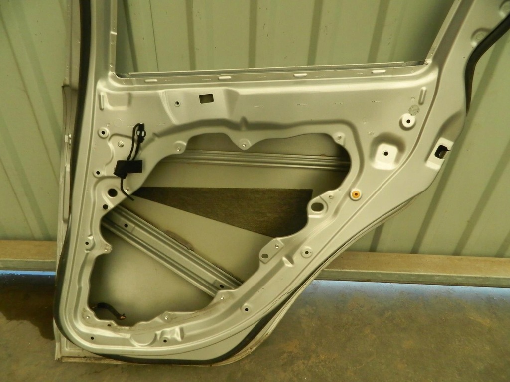 фото №10, Двері alfa romeo giulietta 2010- праве задні 620/b