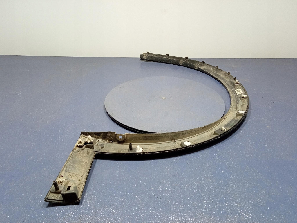 фото №10, Ford mustang mach-e молдинг накладка крила правий перед lj8br16d238