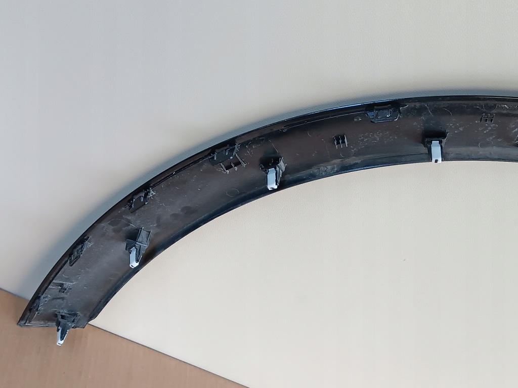 фото №8, Kia ev6 молдинг накладка na крыло правый передний 87714-cv100