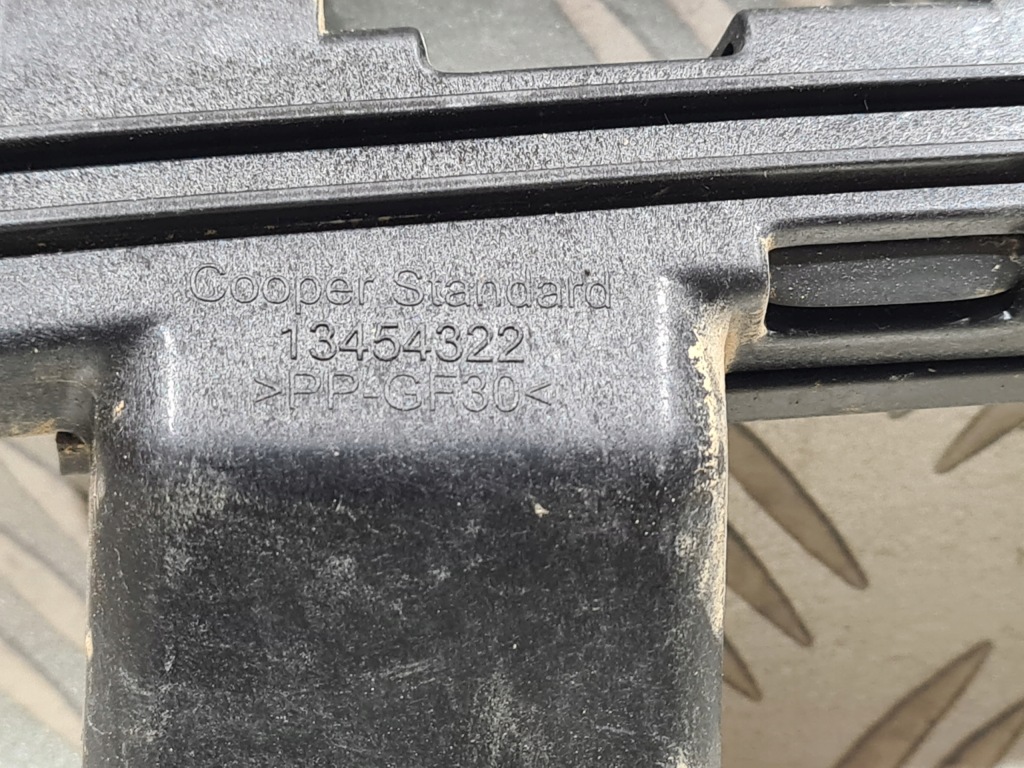 фото №3, Молдинг напрямна скло лівий двері opel crossland x