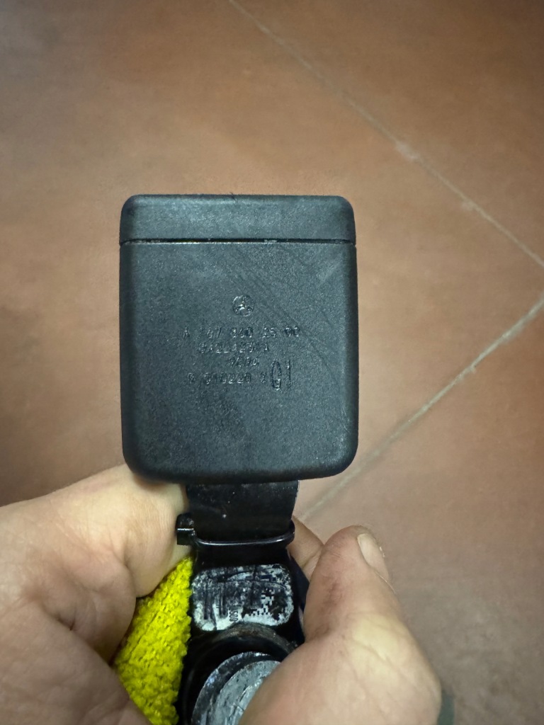 фото №7, Кліпса поперечина перед mercedes gle w167 a167860290 a1678600500