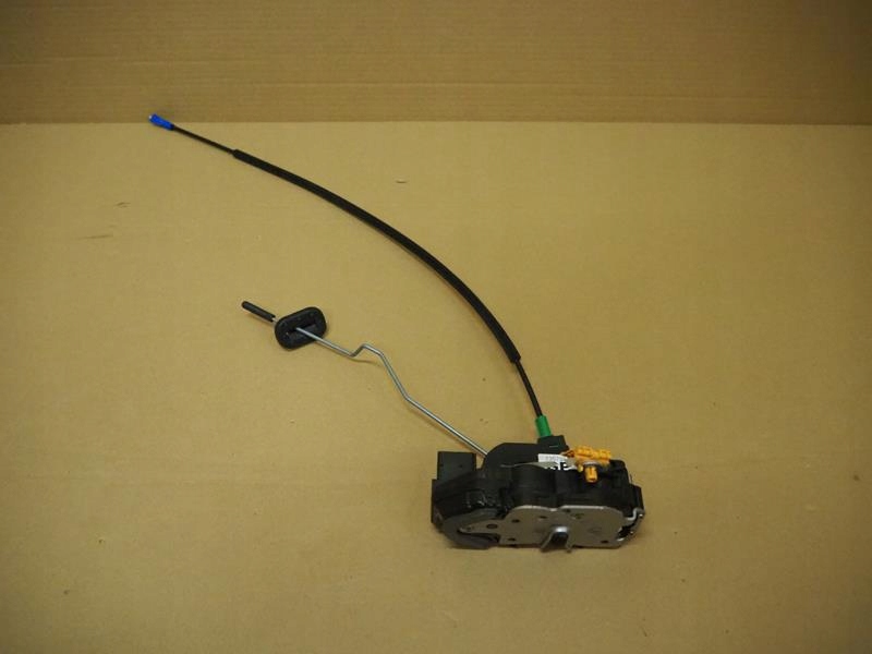 фото №1, Замок двері правих opel adam