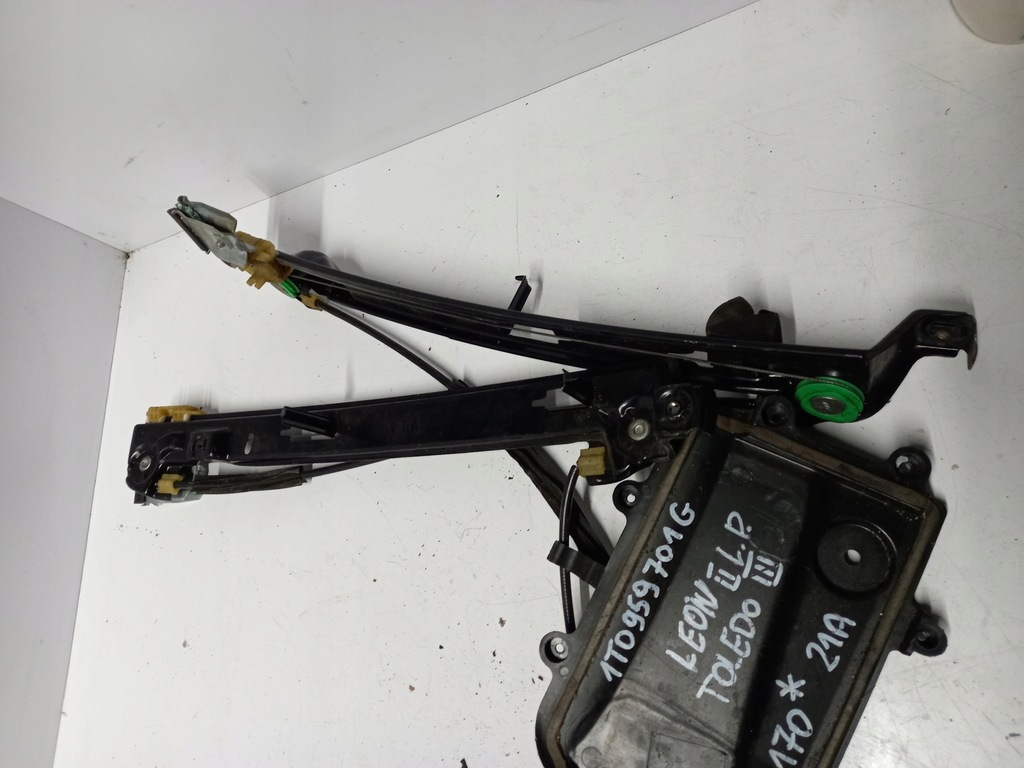фото №5, Підйомник скло лівий перед seat toledo iii leon ii