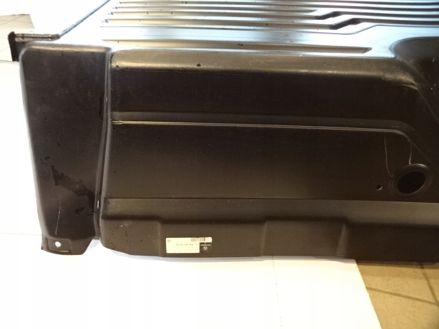 фото №8, Обшивка вкладыш багажника nissan navara оригинал