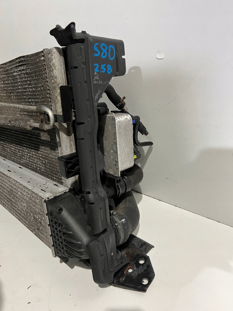 фото №12, Pas передний радиатор volvo s80 2.5b автоматическая коробка передач